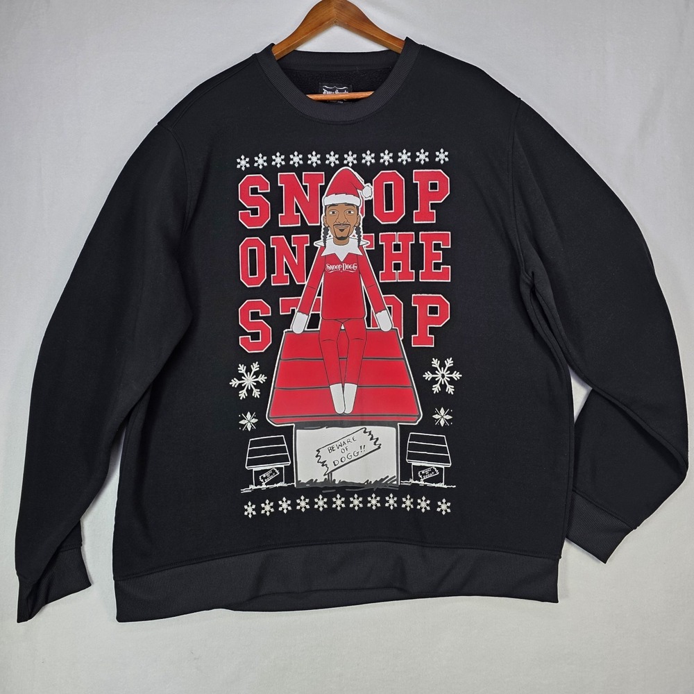 Snoop Dogg Sweatshirt Mens 2XL Black Snoop On The Stoop Ugly Christmas Sweater